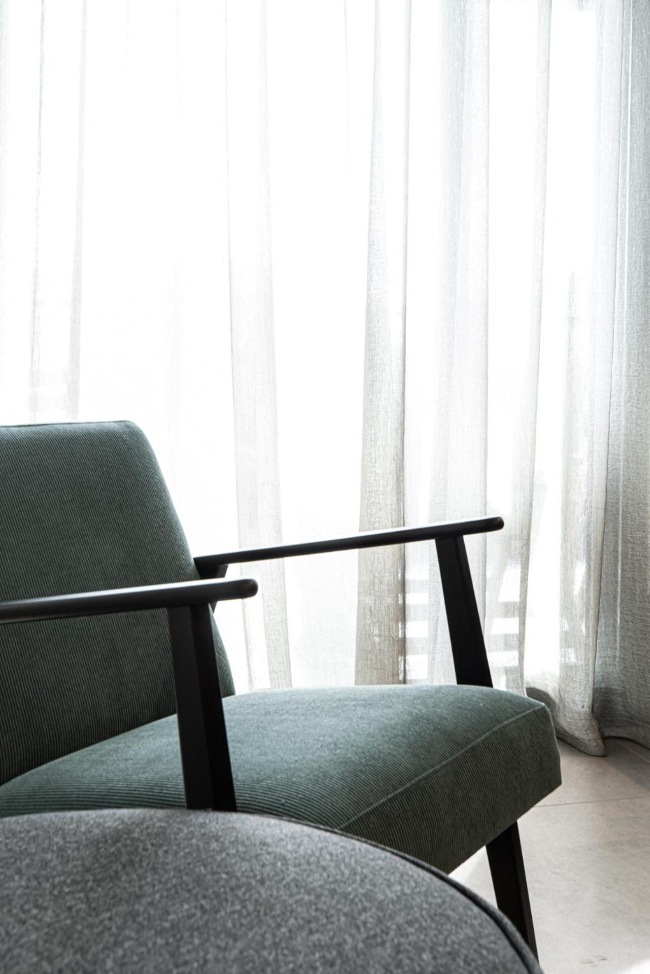 Cozy Apartment In Kalamaria, Tesalonika Bagian luar foto