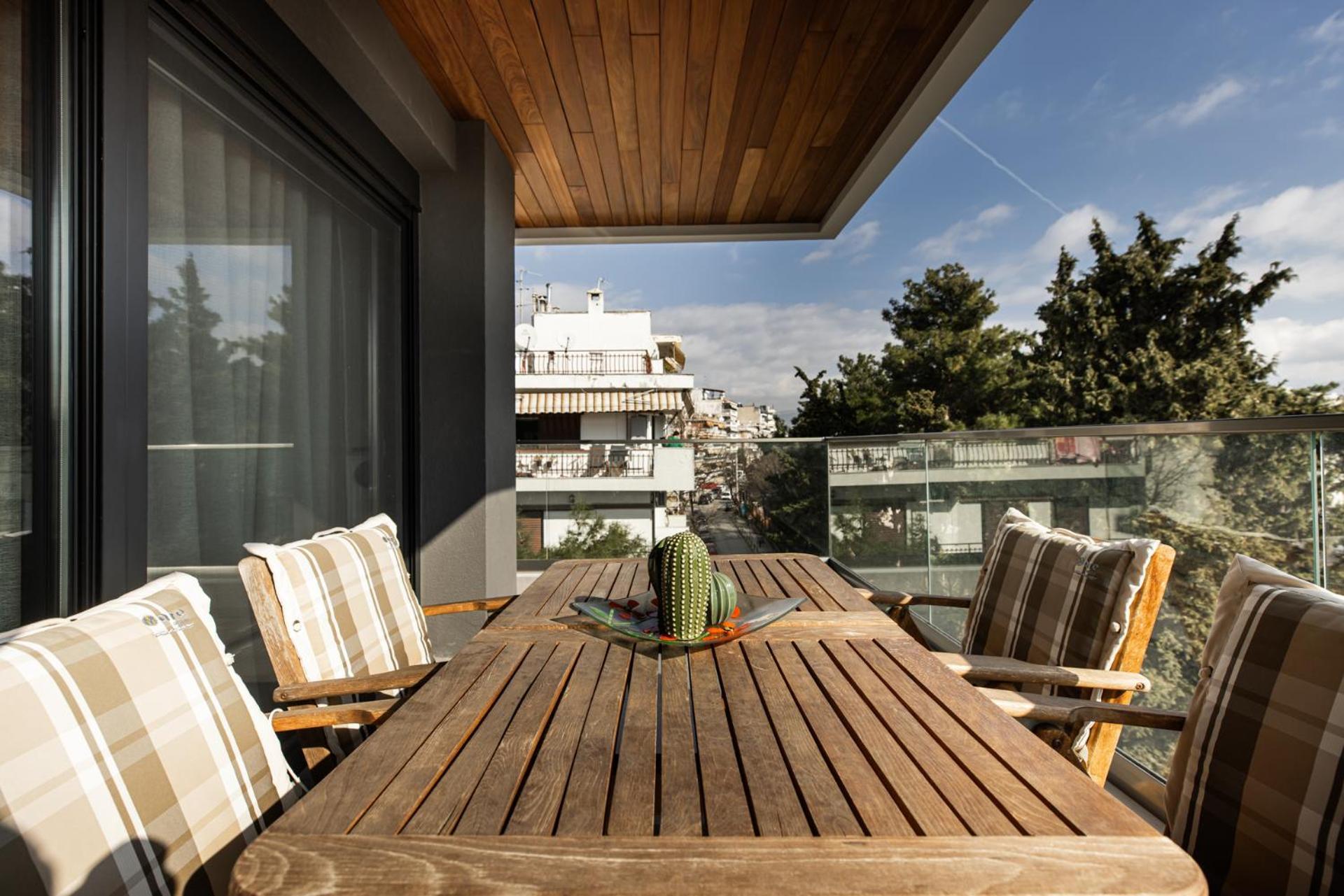 Cozy Apartment In Kalamaria, Tesalonika Bagian luar foto