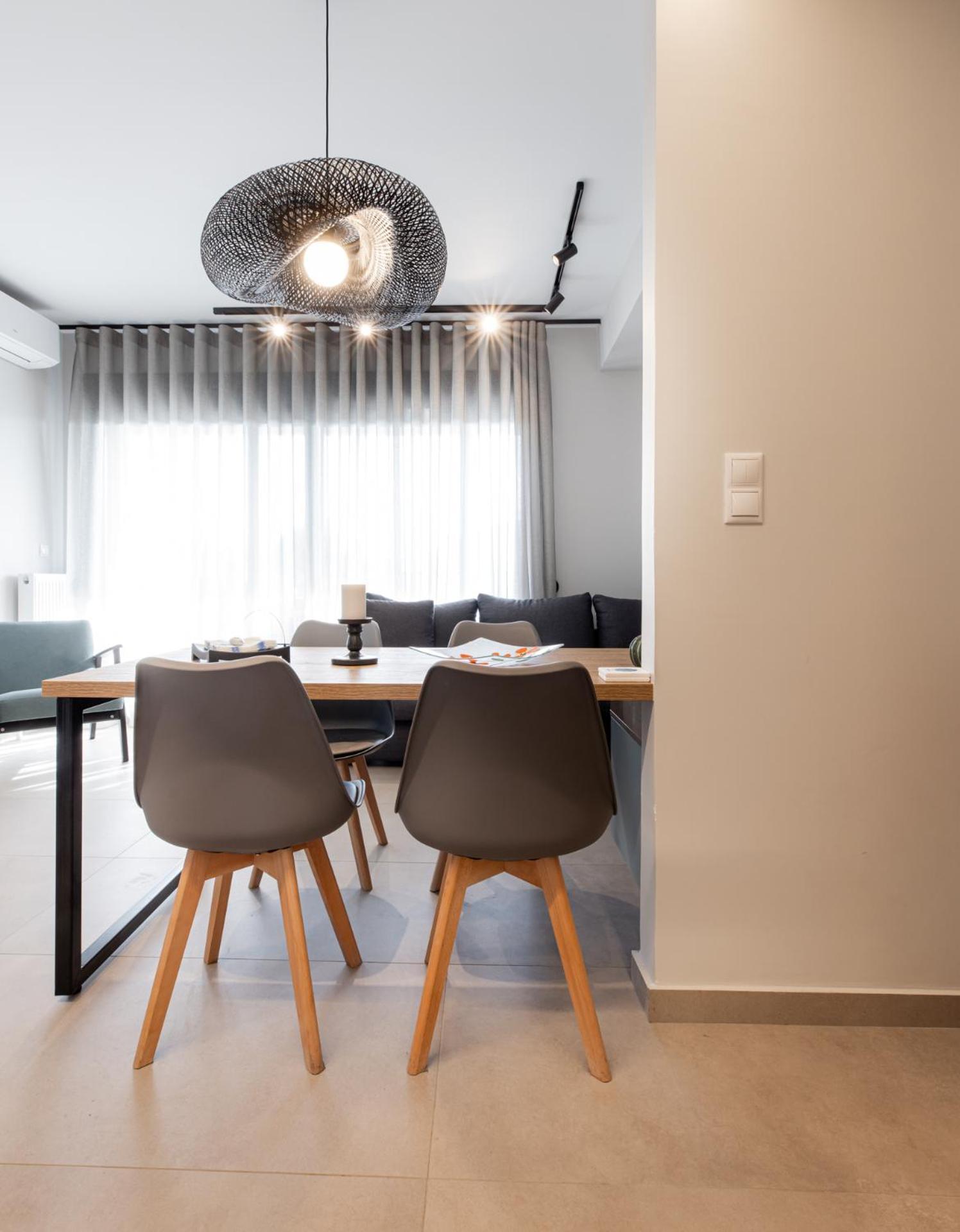 Cozy Apartment In Kalamaria, Tesalonika Bagian luar foto