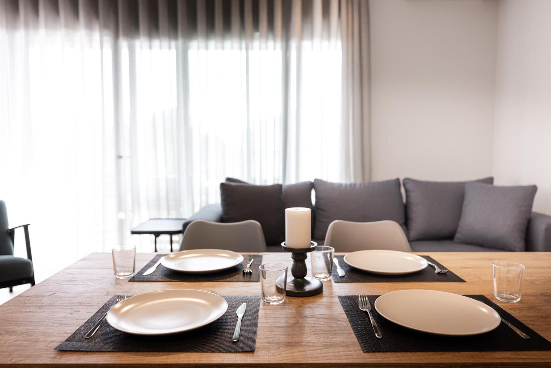 Cozy Apartment In Kalamaria, Tesalonika Bagian luar foto
